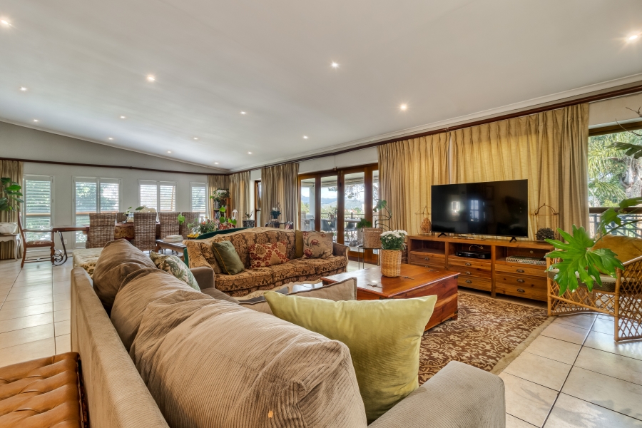 4 Bedroom Property for Sale in Fairview Heights Western Cape